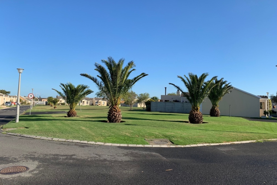 2 Bedroom Property for Sale in Guldenland Western Cape